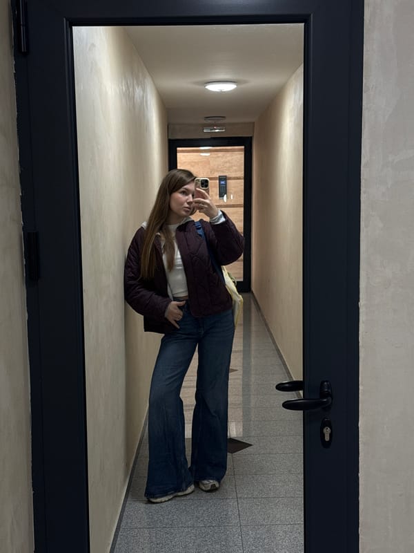 Ordinary moments captured in Vozdovac: hallway reflection, spa treatment