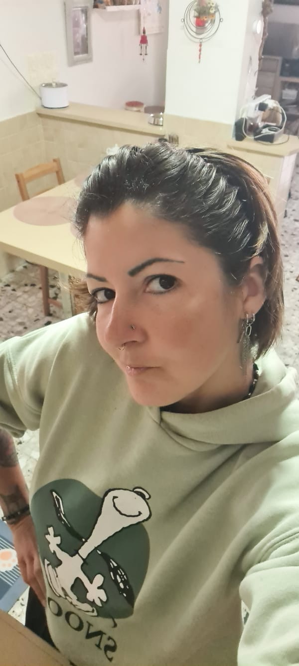 Woman poses for indoor selfie in Nahariyya