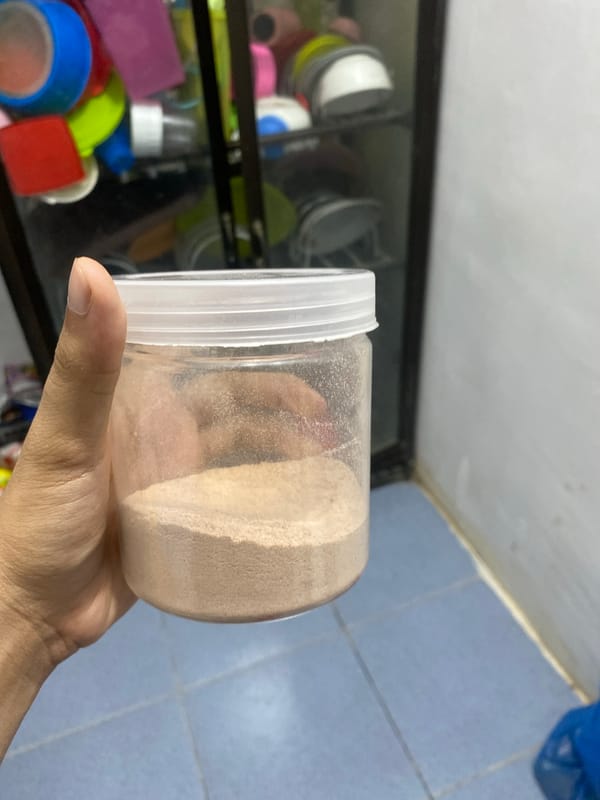 Household inventory documented in Lhokseumawe kitchen over 19 minutes