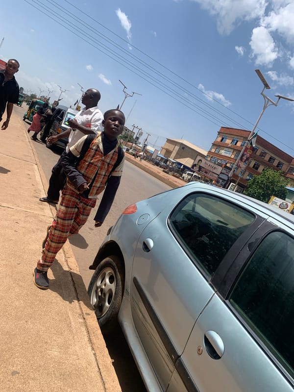 Midday street life and commerce documented across Jos, Nigeria