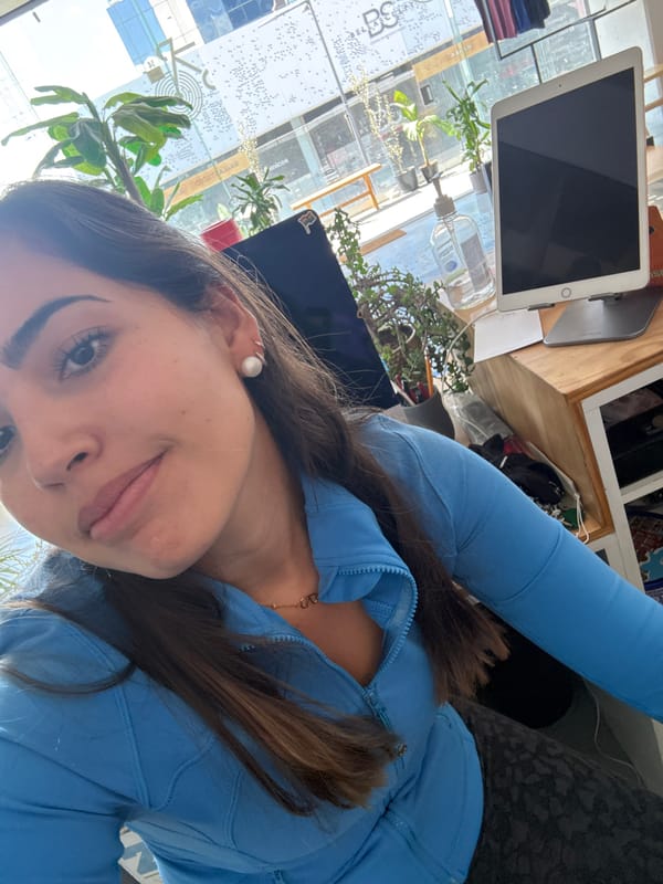 Woman documents fitness studio session in Puebla