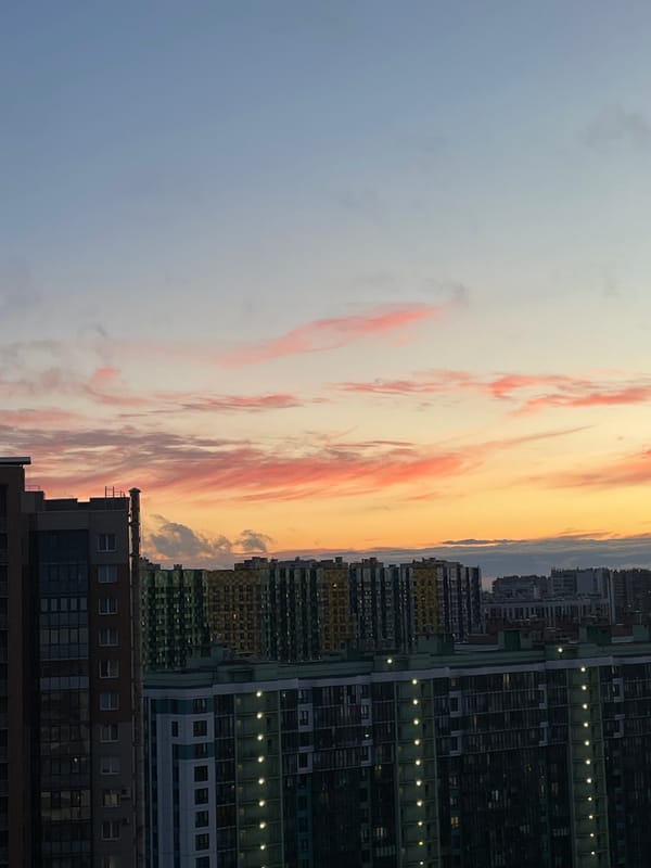 Sunset views and a Tokyo City pizza dinner in Russia