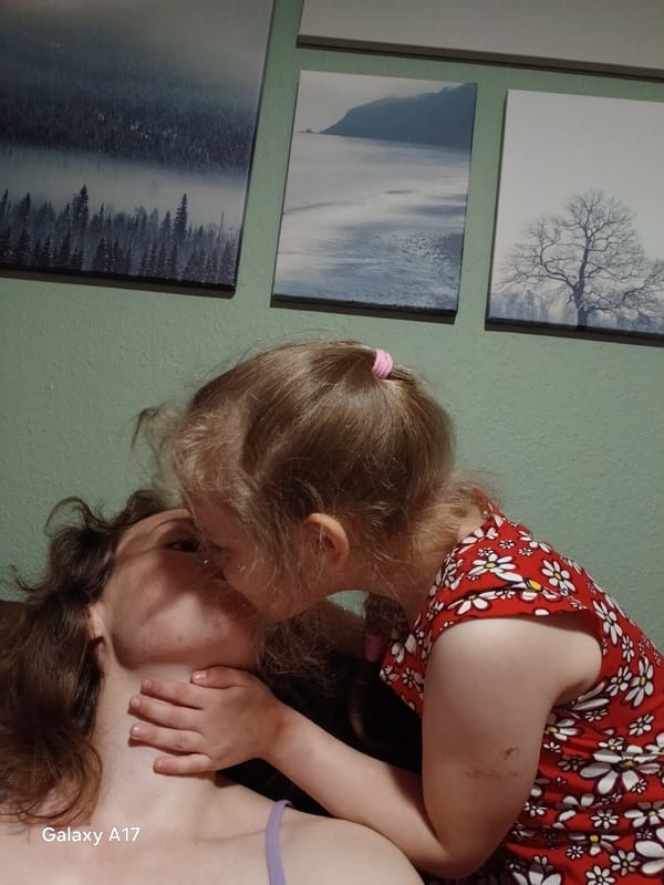 Quiet family moment captured in Yekaterinburg home