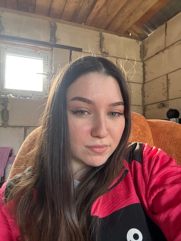 Casual selfies captured in Krasnokamsk homes during afternoon hours