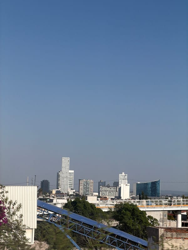 Clear skies photographed over San Bernardino Tlaxcalancingo, Mexico