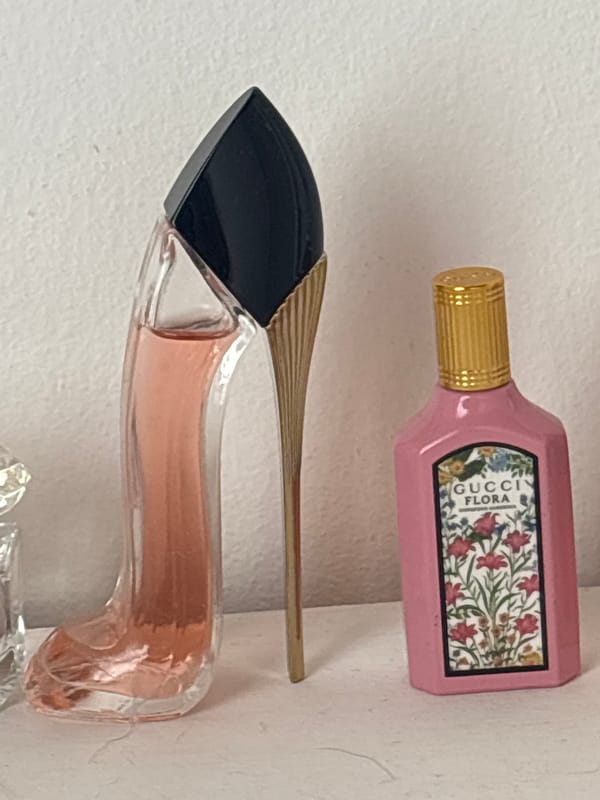 Luxury perfume collection documented in Medellín home