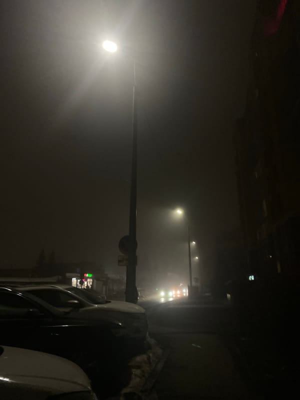 Dense fog blankets Kazan residential areas evening March 26
