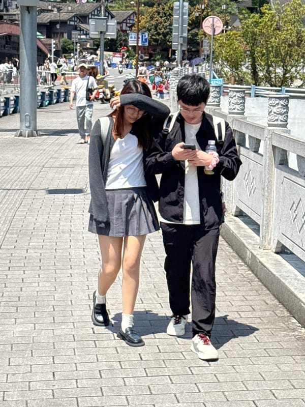 Morning street life documented across Shapingba District, Chongqing