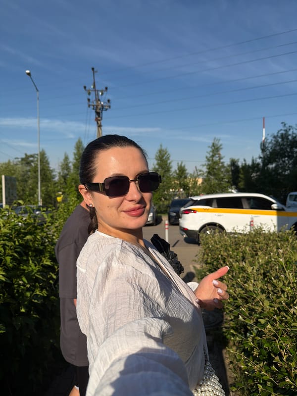 Family enjoys playground outing in Moscow suburbs