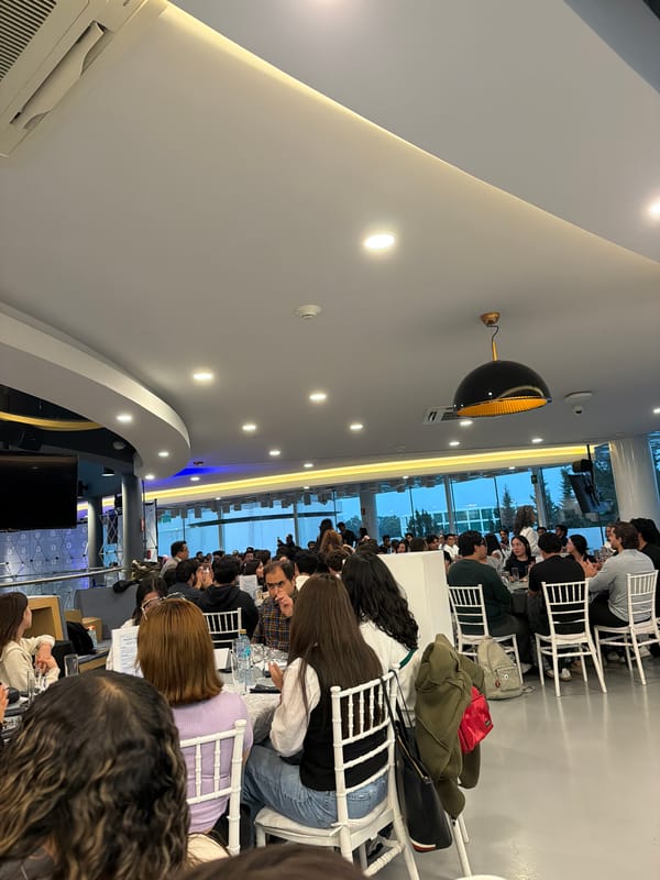 Business students gather for BGB program event in Puebla