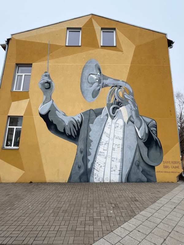 Spring scenes captured across Liepaja: street art, flowers, strawberries