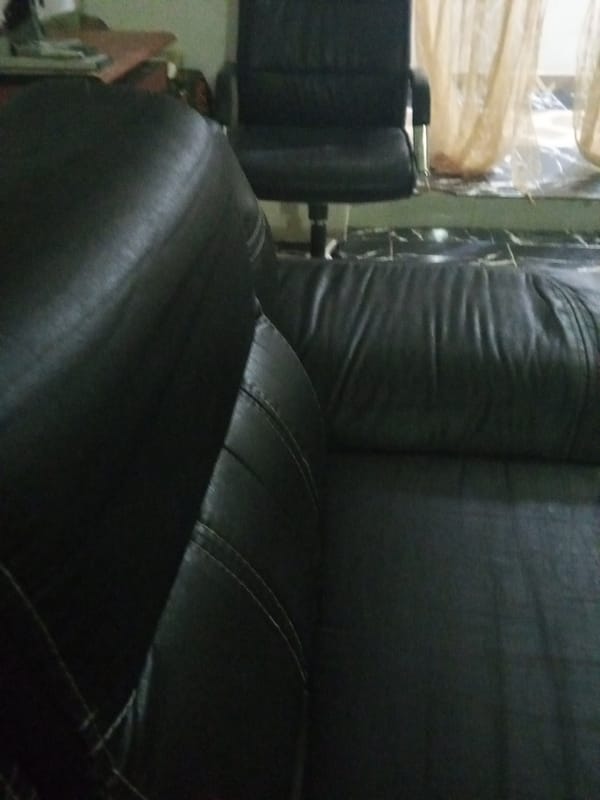 Evening scenes captured in Howayi: indoor furniture, outdoor market
