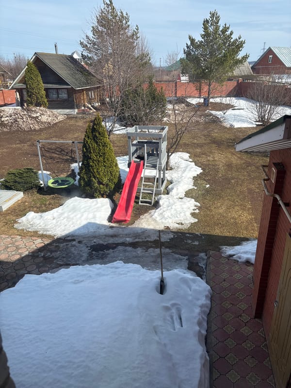 Spring morning scenes captured in Ферма, Russia residential area