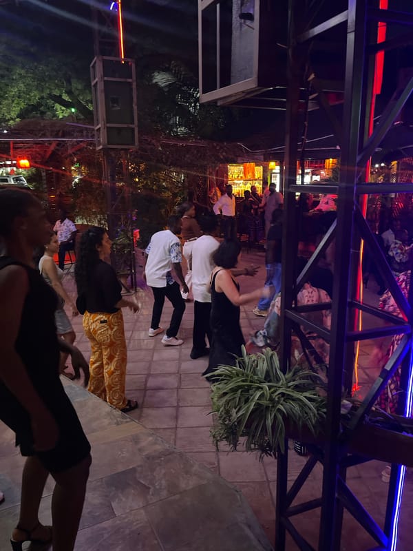 Evening dining and dancing at Accra restaurant draws crowds