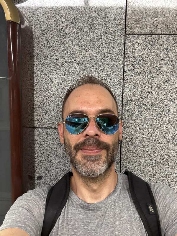 Afternoon stroll through Barcelona's Eixample and Passeig de Gràcia
