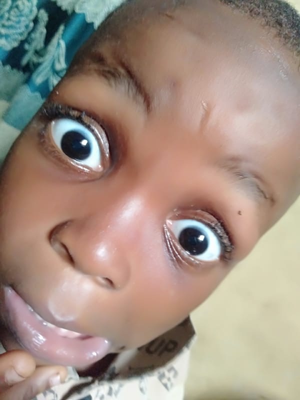 Domestic life documented over 90 minutes in Shangisha home