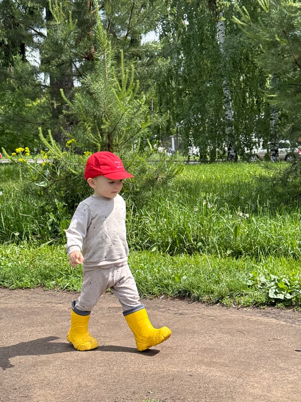 Morning life documented across Izhevsk, Russia streets and transit