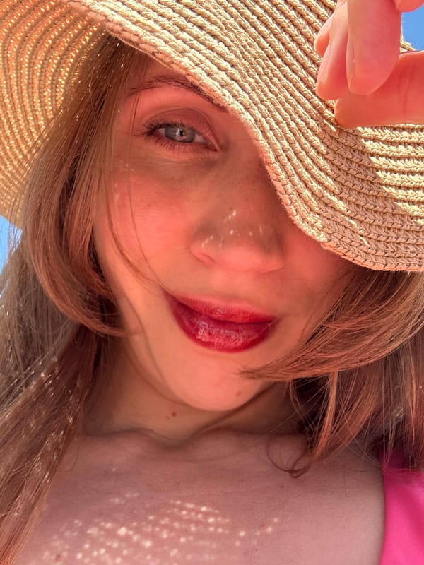 Woman documents Friday morning routine with child in Fethiye