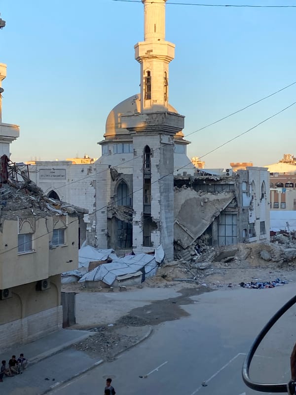 Witness documents extensive war damage across Khan Yunis