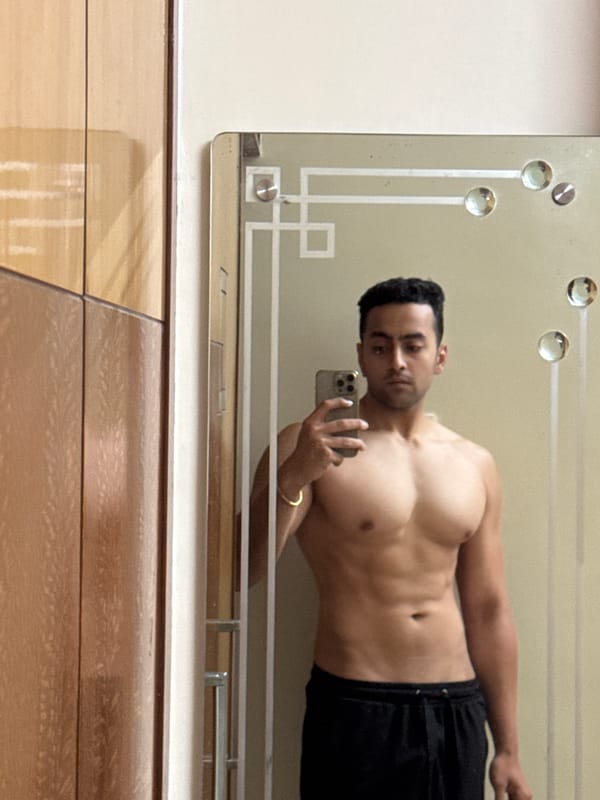 Man Takes Multiple Mirror Selfies in Kolkata Residence