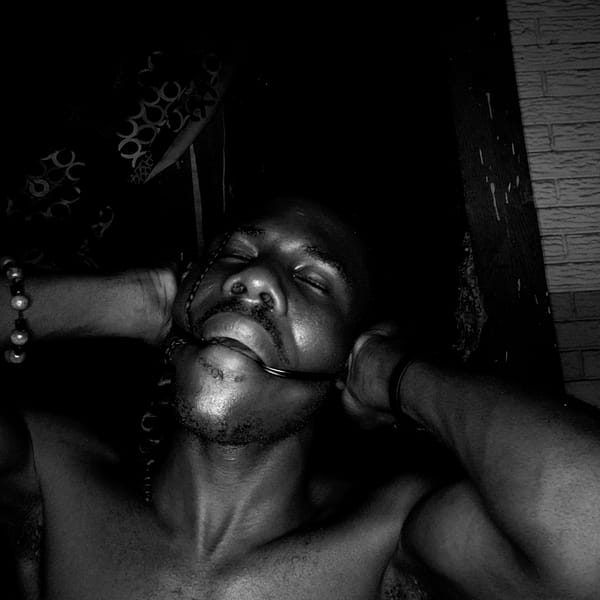 Portrait session documented in black and white photographs in Narayi