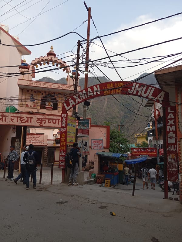 Daily street life captured around Laxman Jhula, Rishikesh