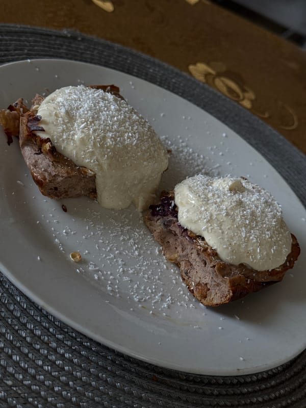 Friends share dessert and photos during casual meetup in Tsarevo