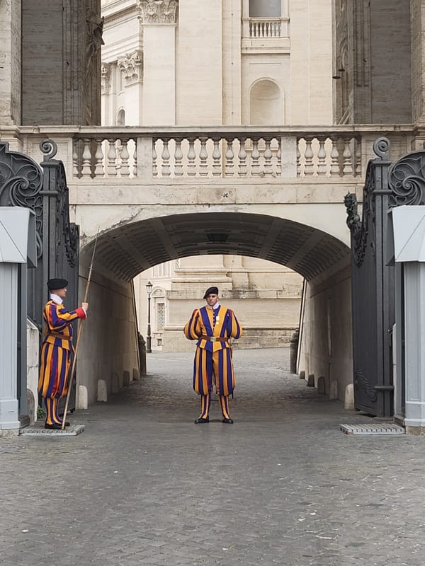 Swiss Guards maintain traditional watch at Vatican City