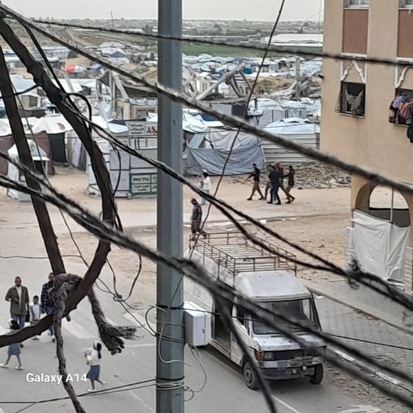 Witness documents widespread destruction, daily life in Khan Yunis