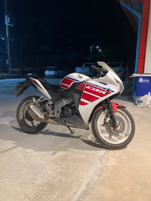 Badminton game observed at indoor facility in Koh Samui