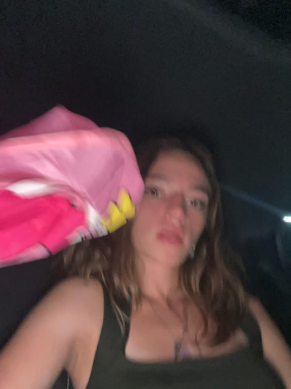 Woman observed resting in vehicle in Tlaxcalancingo, Mexico