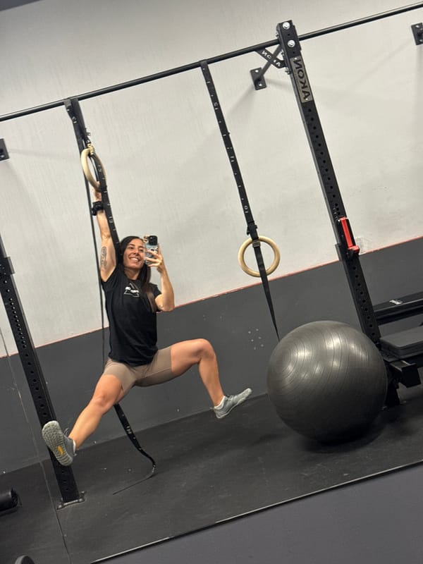 Morning gym session in Barcelona, rings to rest