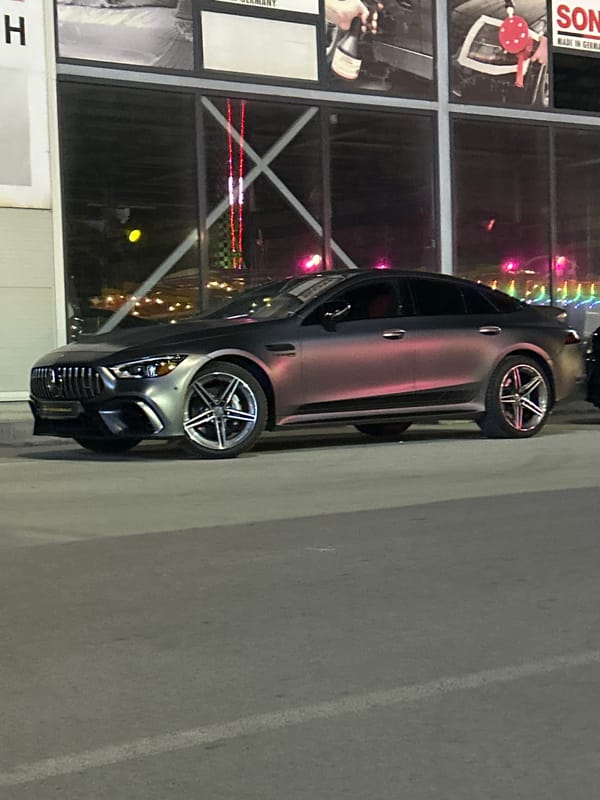 Dark Mercedes spotted touring Varna landmarks during evening hours