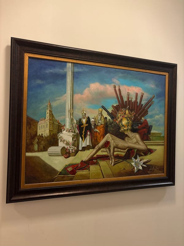 Art displays documented by witnesses in Moscow galleries