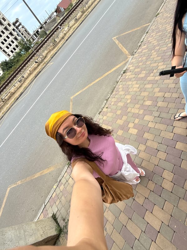 Morning street scenes and selfies around Derbent, Russia