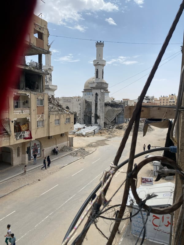 Daily life continues amid damaged infrastructure in Khan Yunis