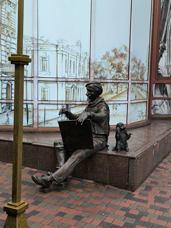 Rainy day scenes and cultural spots documented in Vinnytsia