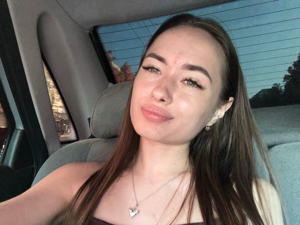A casual day out: selfies, car rides, diner food, and a cat