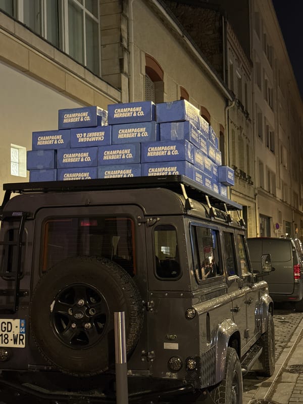 Champagne delivery and cellar tour draws crowd in Reims