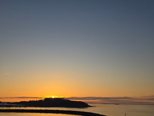 Sunset coastal scenes and yacht documented in Randaberg Norway