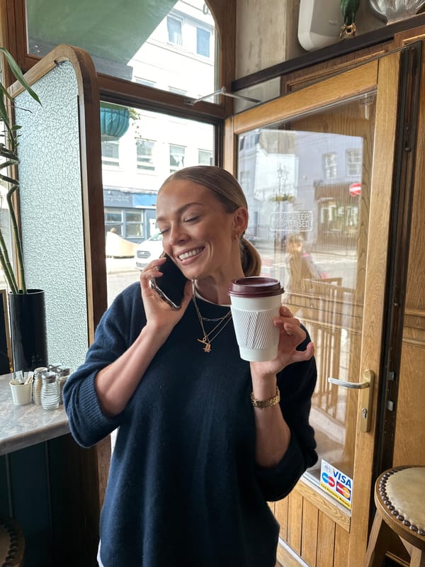 Morning life moments documented across central London locations