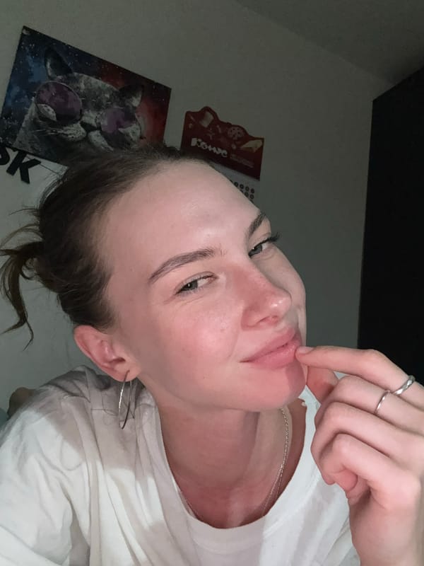 Woman documents casual evening with selfies in Perm, Russia