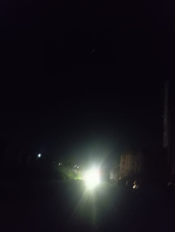 Evening street life documented in Nkpor, Nigeria
