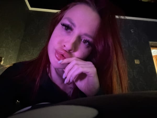 Woman photographed in close-up portrait session in Simferopol