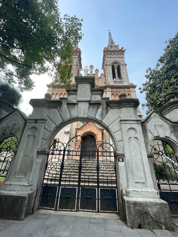 Tourist documents five-minute walking tour of central Batumi landmarks