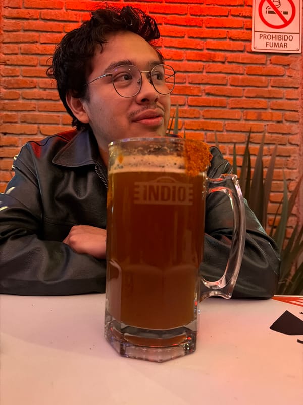 Early morning bar scene captured in San Andrés Cholula