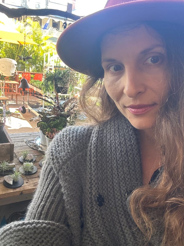 Coffee and cinnamon at a sunny Bellingen café
