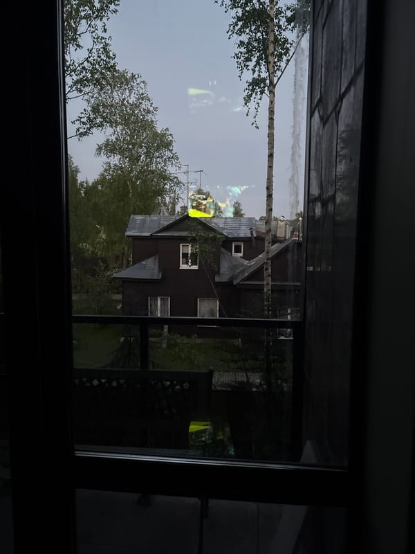 Nighttime residential street view documented in Saint Petersburg