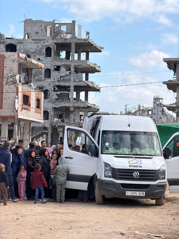 Daily life continues in Gaza amid humanitarian aid and markets