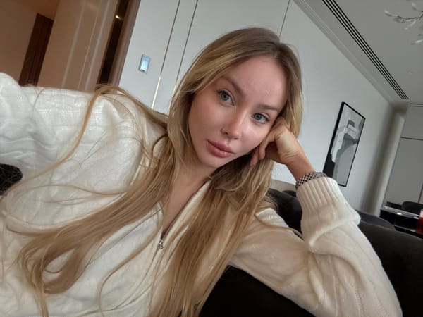 Woman photographed in casual portrait pose in Moscow